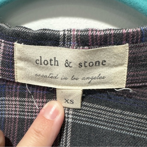 Cloth & Stone Black Plaid Rayon Button Down Top - Picture 4 of 6